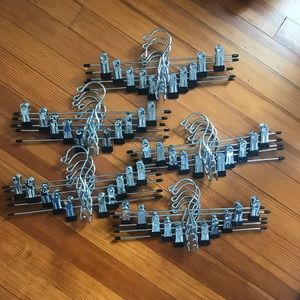 25 adjustable interlocking metal skirt pant hanger
